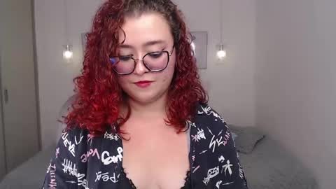 selene_rouse_ online show from April 30, 12:16 am