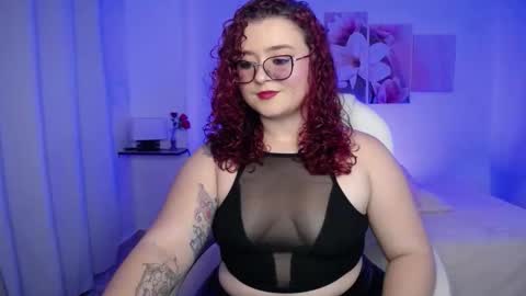 selene_rouse_ online show from February 2, 10:31 pm