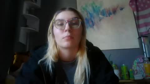 Snapshot of selenebaby chatting on January 8, 6:31 pm Selene online show from January 8, 6:31 pm