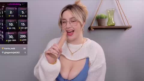 Snapshot of selina_thick chatting on January 17, 4:28 am Selina Mae online show from January 17, 4:28 am