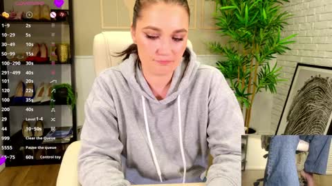 Seline online show from April 9, 3:50 pm