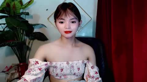 sensational_yeng online show from October 22, 4:45 pm