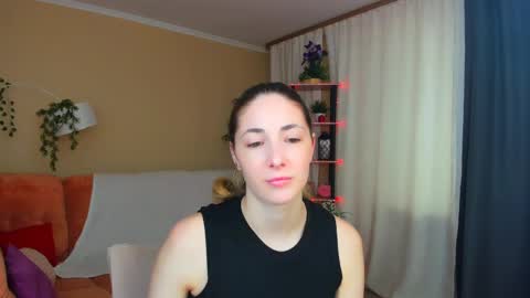 sensitiveheartt online show from May 23, 11:41 am