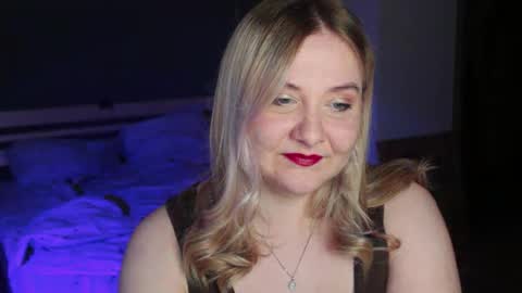 Ilona online show from May 13, 12:39 am