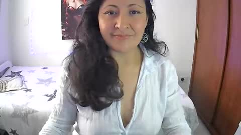 Snapshot of senthix1983 chatting on December 27, 8:28 pm senthix heyy promo en OnlyFans aprovecha 85 descuento online show from December 27, 8:28 pm