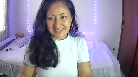 Snapshot of senthix1983 chatting on December 19, 7:51 pm senthix heyy promo en OnlyFans aprovecha 85 descuento online show from December 19, 7:51 pm