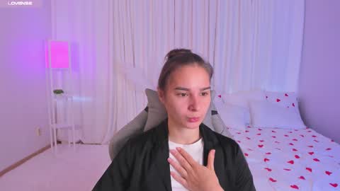 Seraphine online show from October 18, 3:09 am