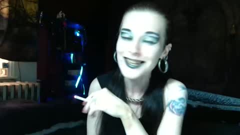 Seraphin Munster online show from May 21, 6:39 pm
