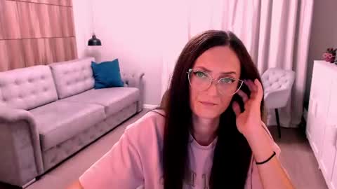 Serena online show from August 7, 10:22 am