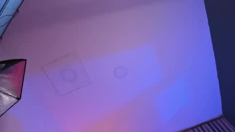 Serena  online show from April 7, 8:44 pm