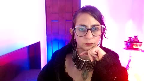 Serena Xyz online show from December 13, 8:37 pm