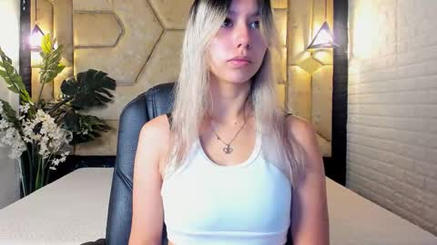 Serene online show from March 13, 1:01 pm