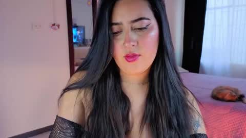 Serenna Cruz online show from April 29, 9:42 pm