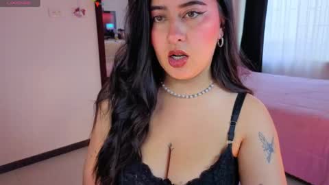 Serenna Cruz online show from May 19, 8:27 pm