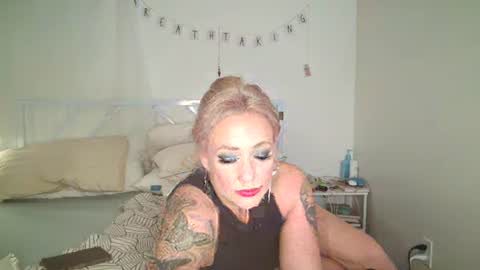 tikitavi85 online show from October 14, 6:21 pm