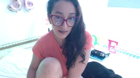 Snapshot of seuctive_woman57 chatting on September 24, 6:40 pm samy online show from September 24, 6:40 pm