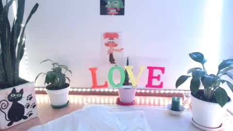 Snapshot of seuctive_woman57 chatting on October 10, 7:57 am samy online show from October 10, 7:57 am