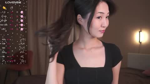 Sana online show from April 8, 2:41 pm