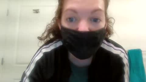 Snapshot of sexislitpuss69 chatting on December 31, 9:06 pm sexislitpuss69 online show from December 31, 9:06 pm