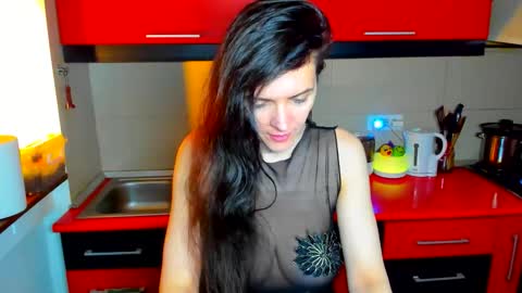 sexqueen1111 online show from January 6, 2:59 am