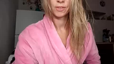 Verona online show from May 10, 2:13 am