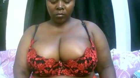sexxi_ebony online show from May 17, 12:59 pm