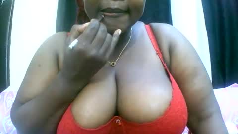 sexxi_ebony online show from May 24, 12:37 pm