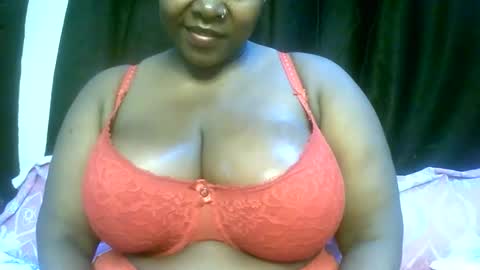 sexxi_ebony online show from May 2, 7:33 am