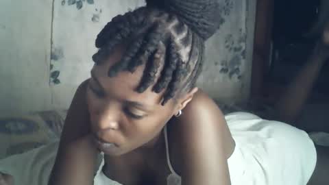 sexxy_curvy23 online show from February 20, 6:42 pm