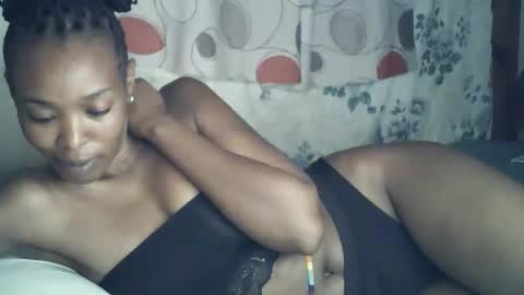 sexxy_curvy23 online show from March 30, 4:12 am