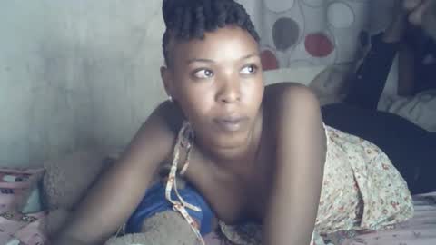 sexxy_curvy23 online show from February 3, 8:08 am