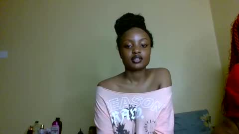 sexxy_daisyy online show from October 30, 8:38 am