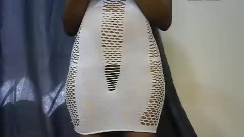 sexxy_montana online show from May 5, 7:33 am