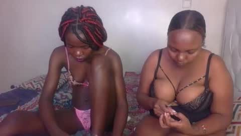 Snapshot of sexxy_surphire chatting on September 20, 6:50 pm Sexxy surphire online show from September 20, 6:50 pm
