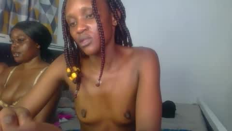 Snapshot of sexxy_surphire chatting on October 11, 6:21 pm Sexxy surphire online show from October 11, 6:21 pm