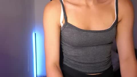  Angie   online show from May 16, 1:19 am