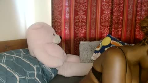 sexxypritty online show from October 13, 5:10 am