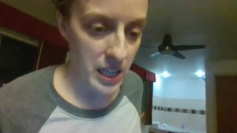 Snapshot of sexy420girl5 chatting on December 17, 12:33 pm sexy420girl5 online show from December 17, 12:33 pm