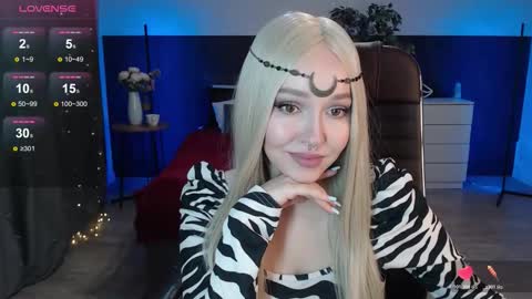 Alexia online show from November 6, 5:52 pm