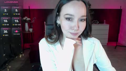 Alexia online show from November 12, 11:36 pm