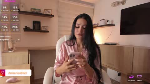 Snapshot of sexy_amber_ chatting on December 18, 2:32 am sexy_amber_ online show from December 18, 2:32 am