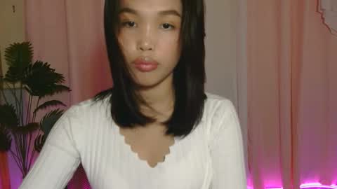 sexy_asian_thesa online show from December 17, 5:33 am