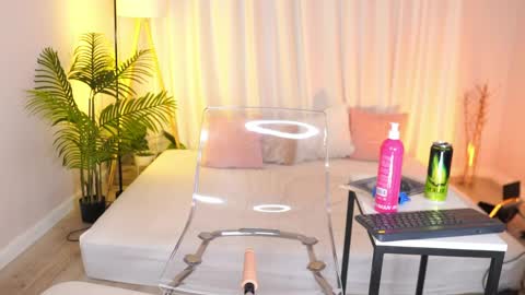 Lina online show from May 28, 12:19 am
