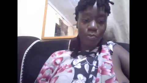 sexy_butty01 online show from April 5, 8:30 pm