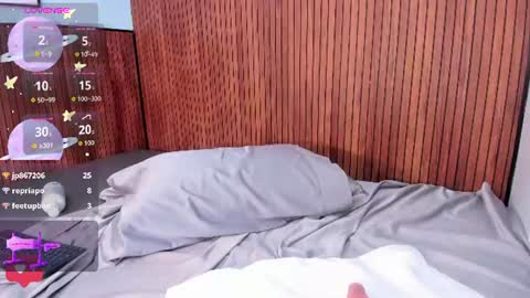 sexy_curlylady online show from June 22, 3:25 am