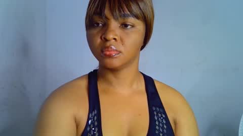 Clara online show from November 8, 6:46 pm