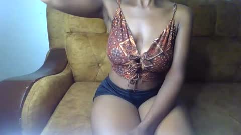 Ellahh online show from May 16, 10:36 am