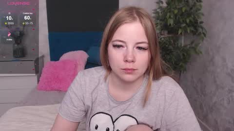 Jennifer online show from December 1, 7:34 am