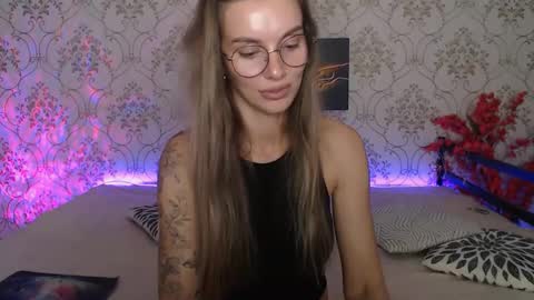 Snapshot of sexy_juliaxo chatting on September 19, 3:05 am Sexy Juliaxo online show from September 19, 3:05 am