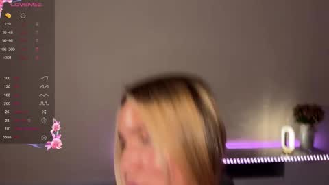 Kate online show from November 12, 9:46 pm